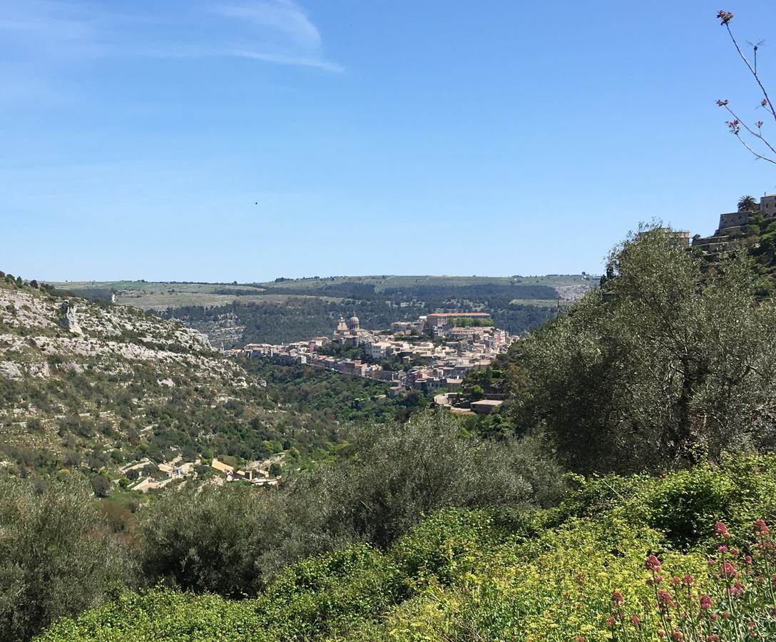 Le Fioriere Affittacamere E Casa Vacanze Raguse Extérieur photo